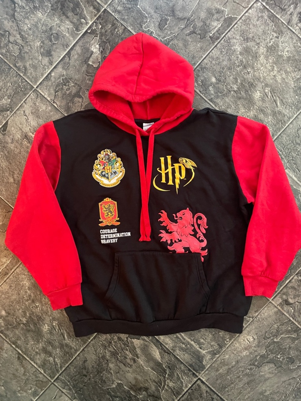 HARRY POTTER Authentic Gryffindor Red & Black Graphic Wizard Hoodie  Sweatshirt